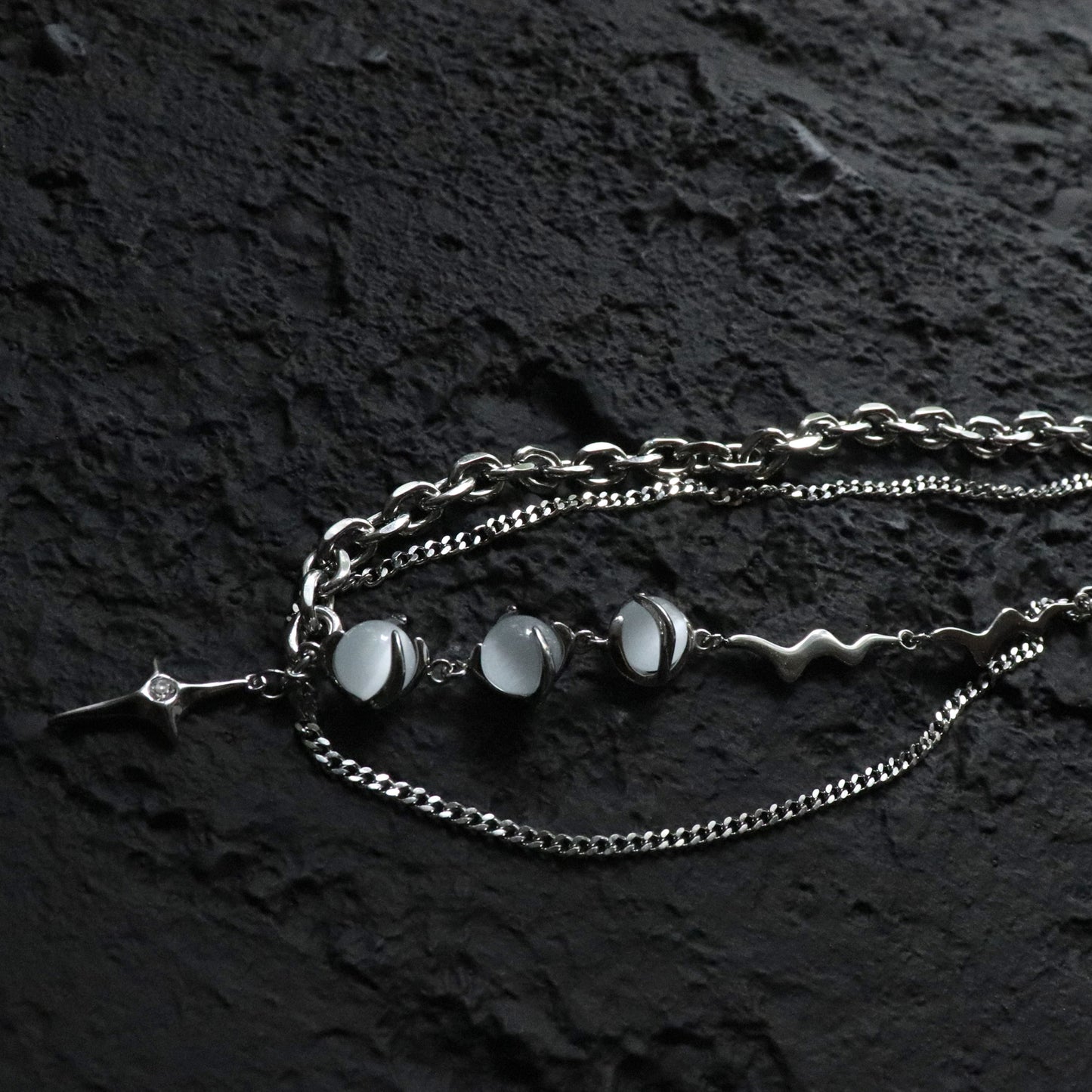 LAYERED CHAIN HALSKETTE