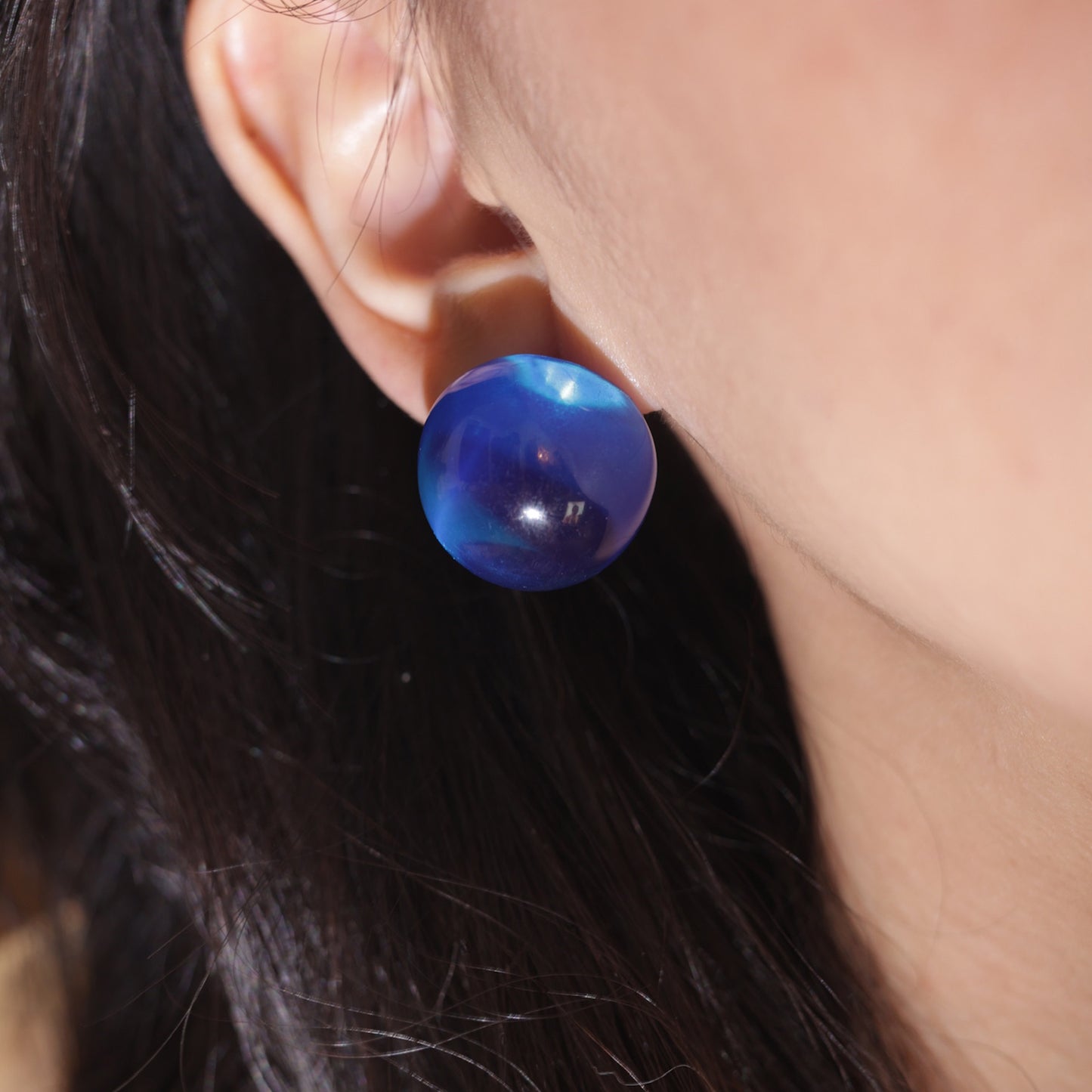 BLUE ORB OHRSTECKER