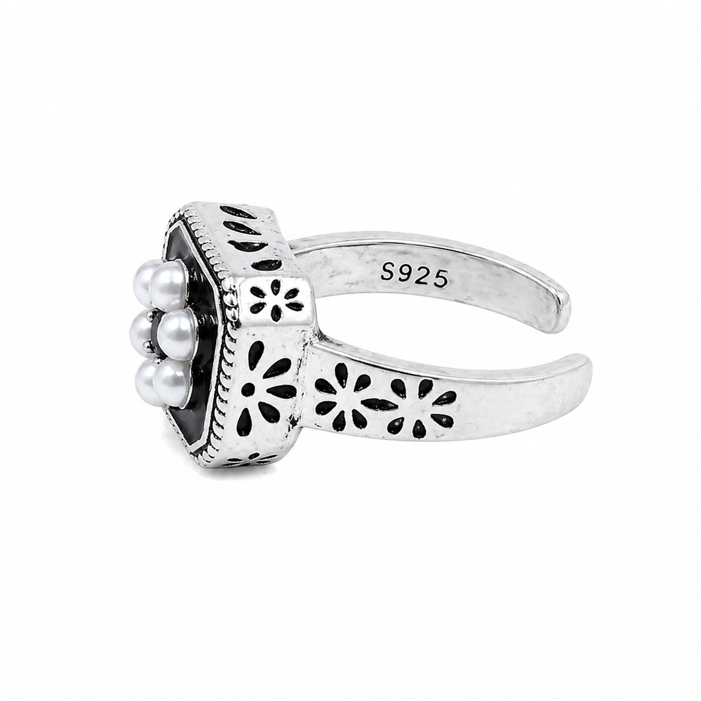 NOIR BLOOM RING