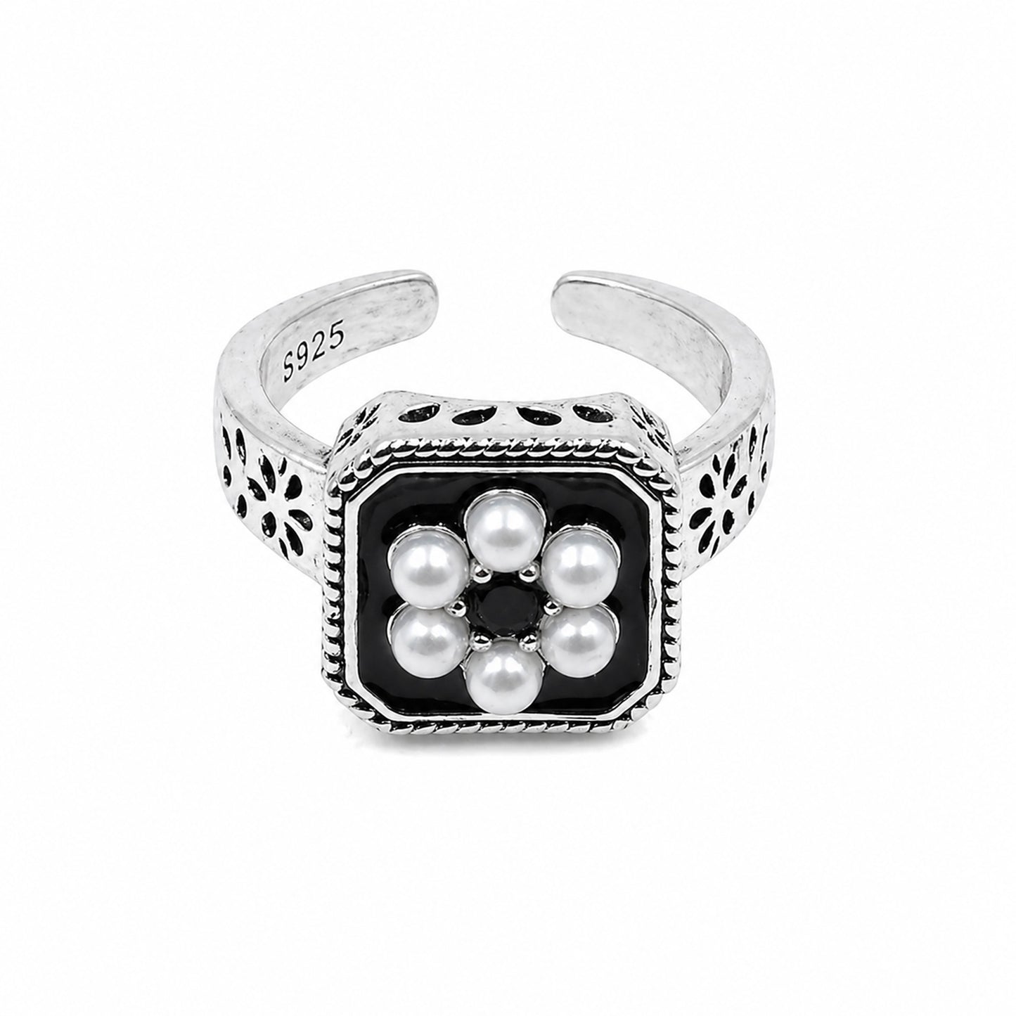 NOIR BLOOM RING