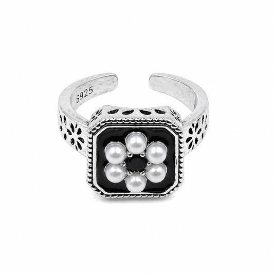 NOIR BLOOM RING