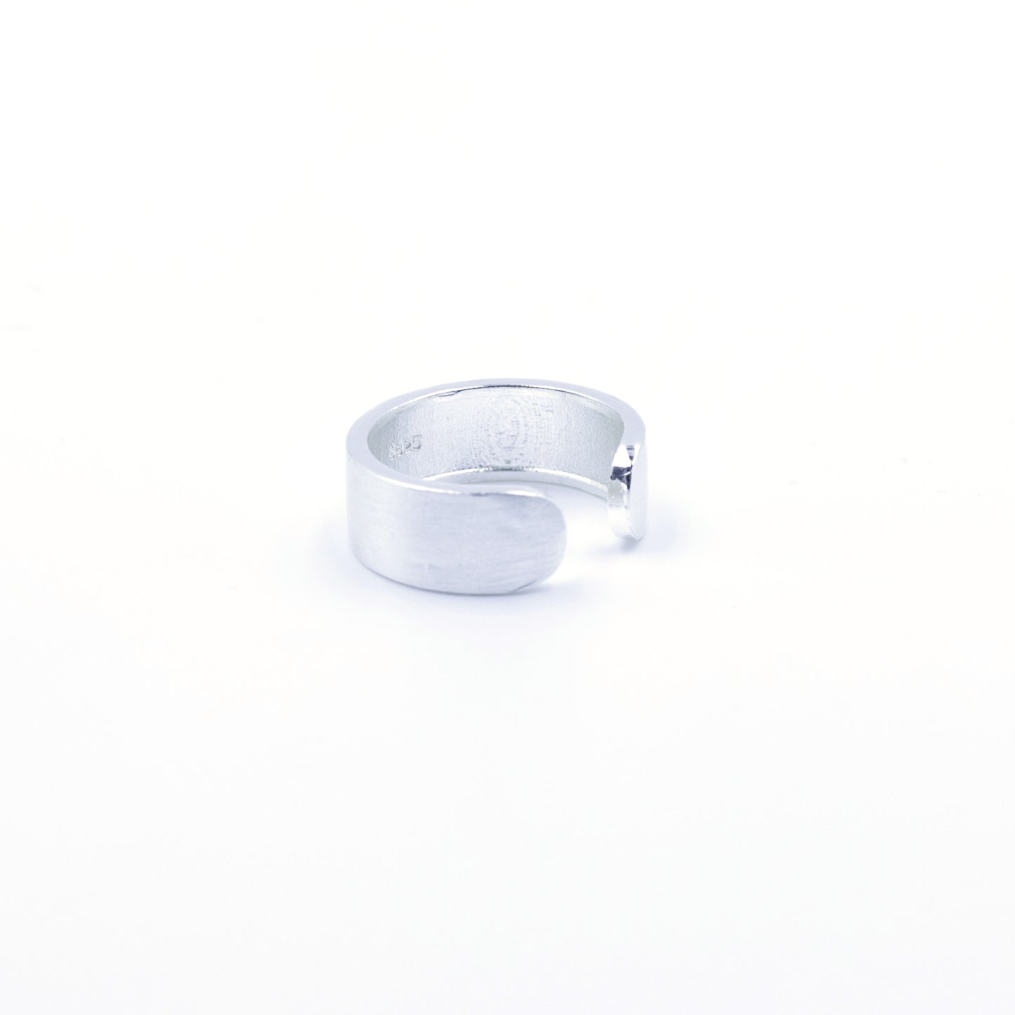 SILVER BAND RING
