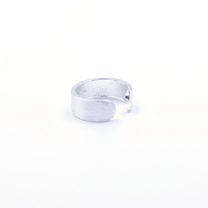 SILVER BAND RING